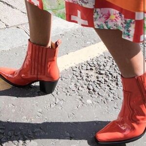 GANNI Callie Western Chelsea Boots Red Patent Leather Sz 38 US 7 7.5 G118